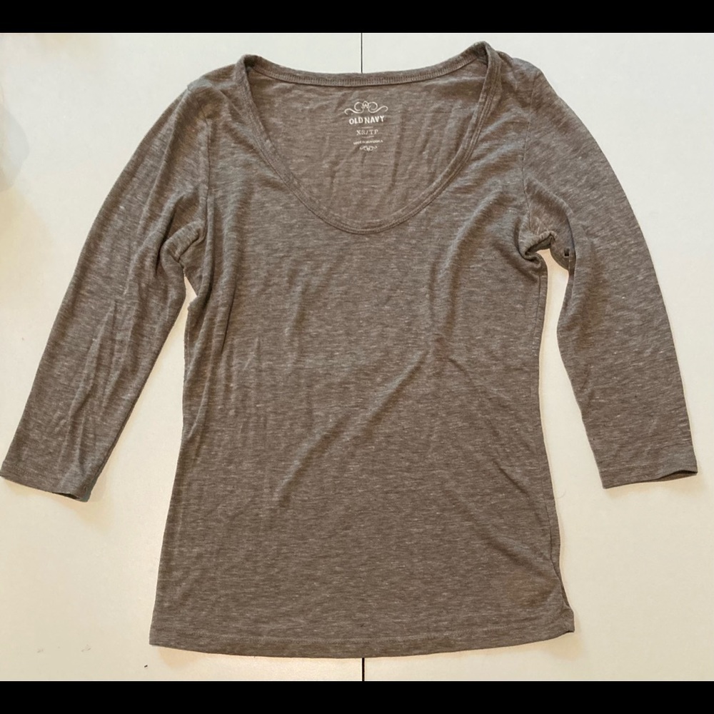 Old Navy Gray Shirt